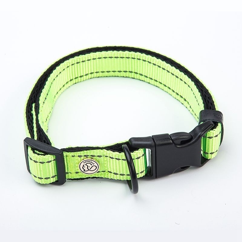 Dog collars with reflective band